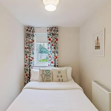 Beautiful And Cosy 2 Bedroom Flat London Exterior photo