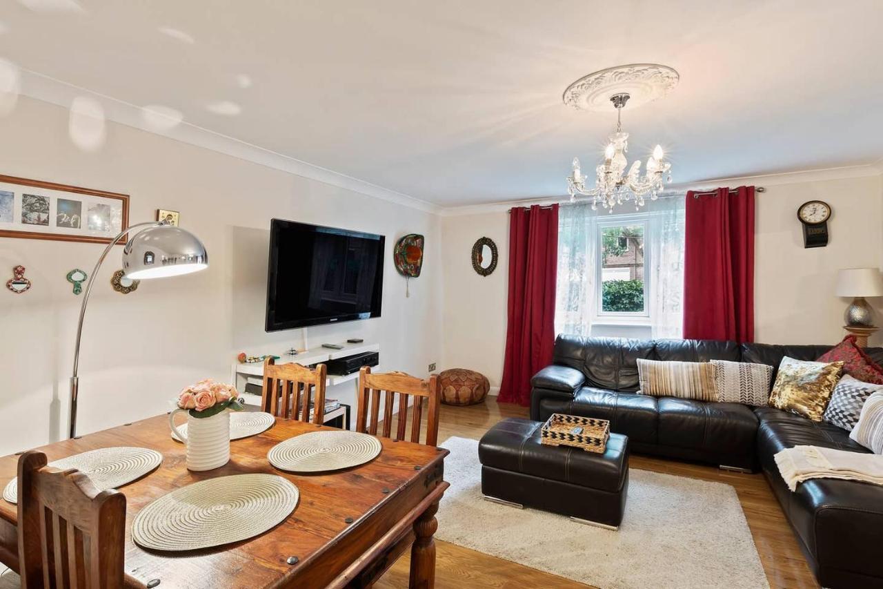 Beautiful And Cosy 2 Bedroom Flat * London